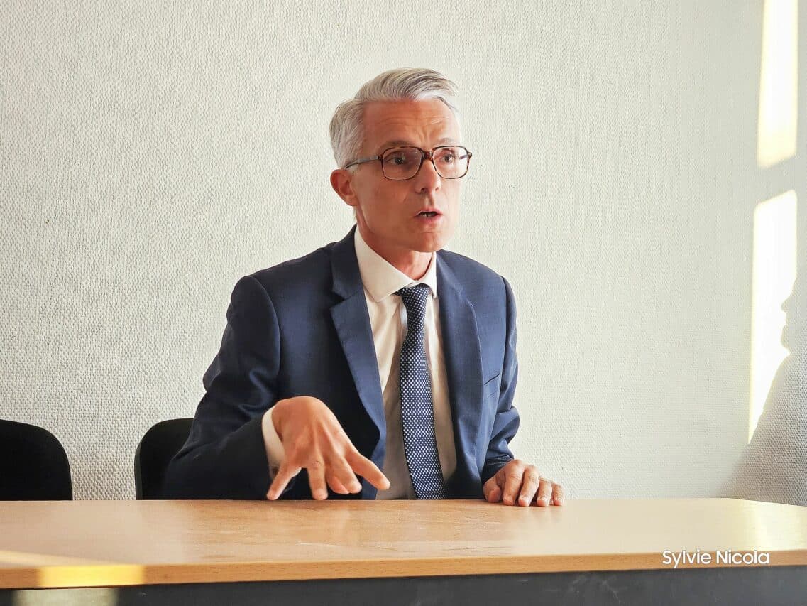 Christophe Amunzatéguy, Procureur de la République, au contact des maires à Aurignac.